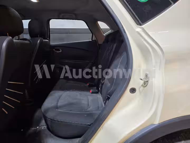 Renault QM3 2015 — 19