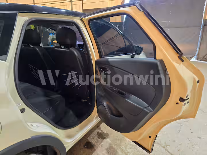 Renault QM3 2015 — 28