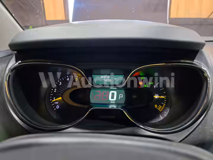 Renault QM3 2015 — 40