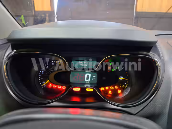 Renault QM3 2015 — 42