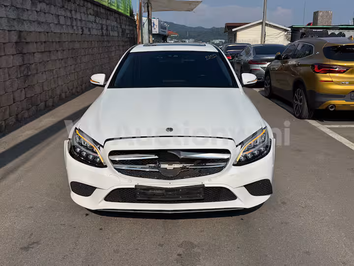Mercedes Benz C Class 2019 — 2