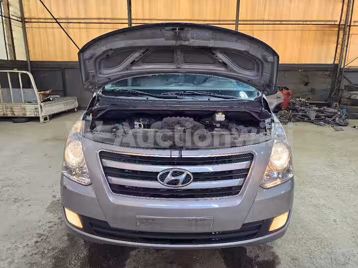 Hyundai Starex 2017 — 11