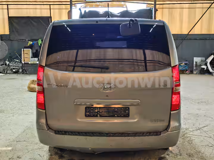 Hyundai Starex 2017 — 4
