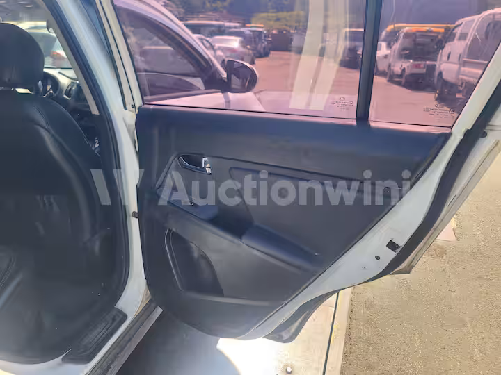 Kia Sportage 2014 — 21