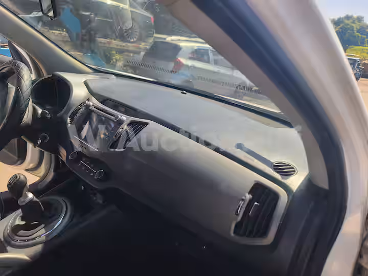 Kia Sportage 2014 — 24