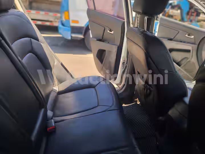 Kia Sportage 2014 — 28