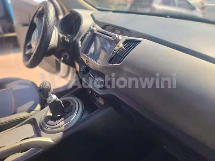 Kia Sportage 2014 — 33