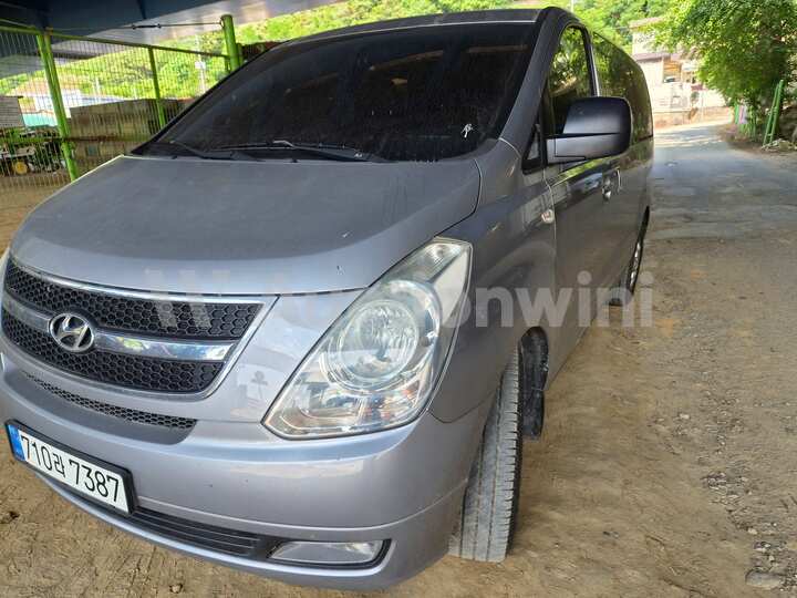 Hyundai Starex 2014 — 2
