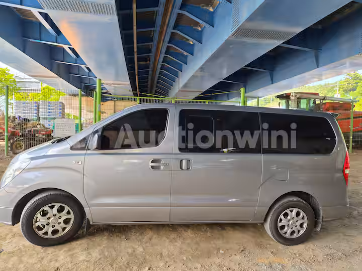 Hyundai Starex 2014 — 3