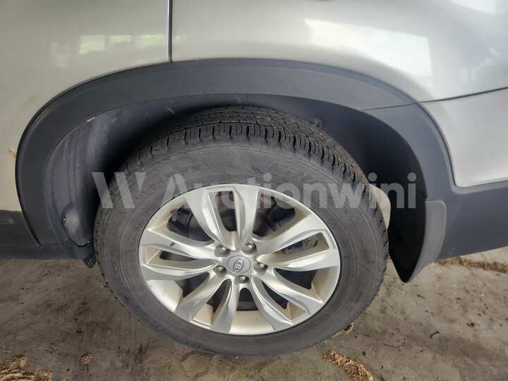 Kia Sorento 2010 — 13