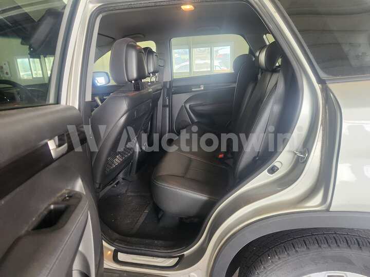 Kia Sorento 2010 — 20