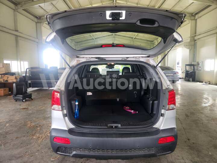 Kia Sorento 2010 — 21