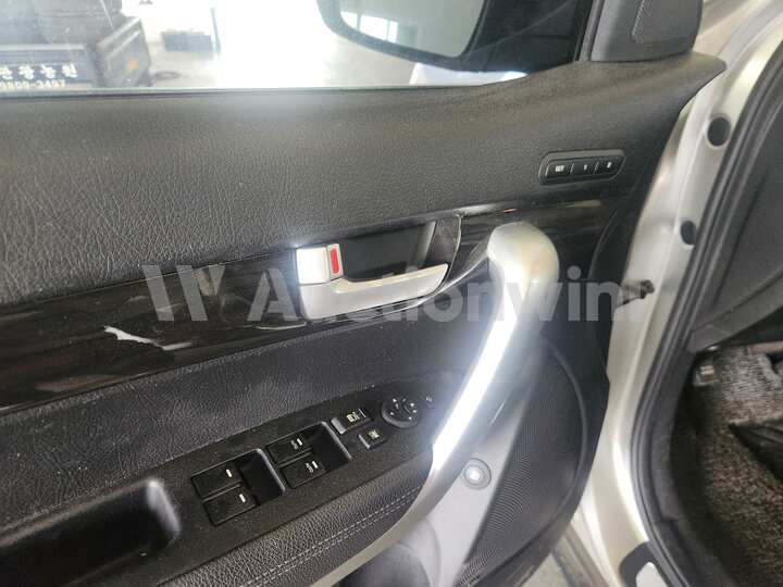 Kia Sorento 2010 — 43