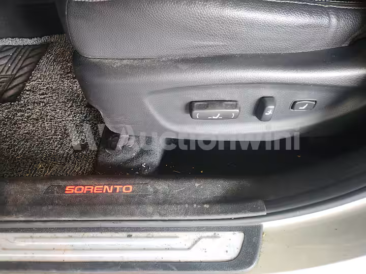 Kia Sorento 2010 — 44