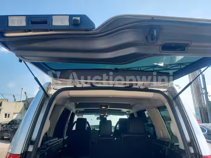 Land Rover Discovery 2008 — 34