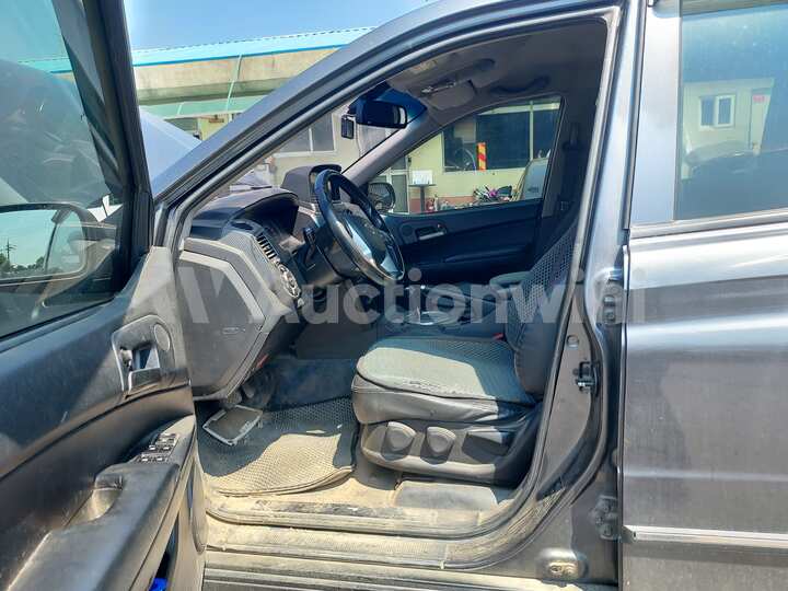 KGM (Ssangyong) Korando 2016 — 38