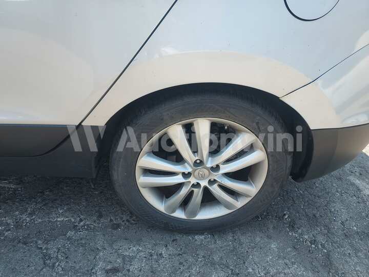 Hyundai Tucson 2012 — 13