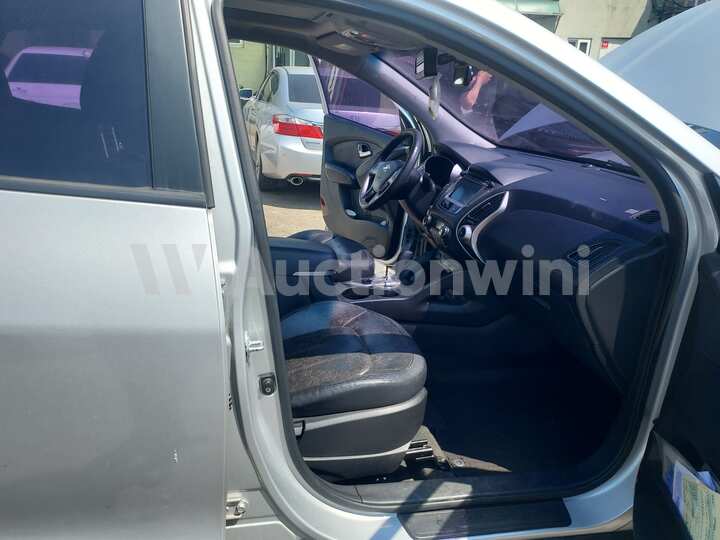 Hyundai Tucson 2012 — 27