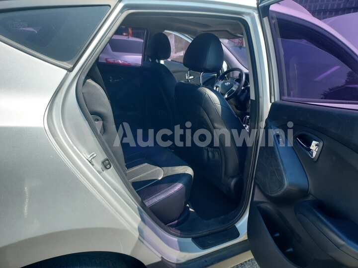 Hyundai Tucson 2012 — 30
