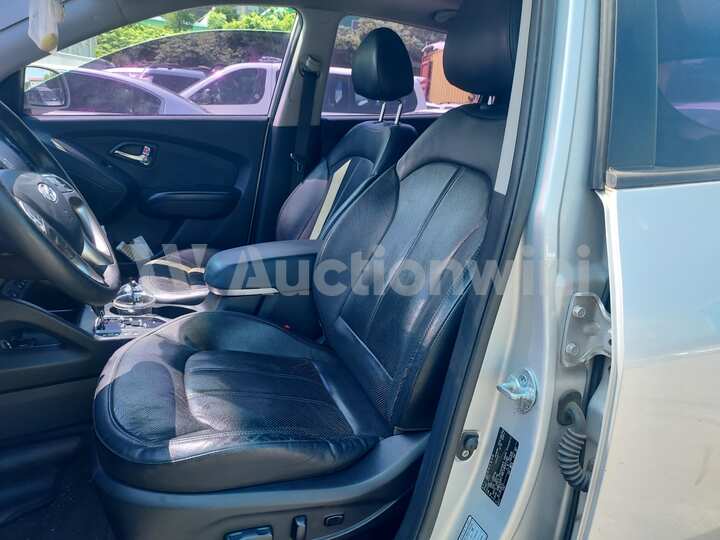 Hyundai Tucson 2012 — 36