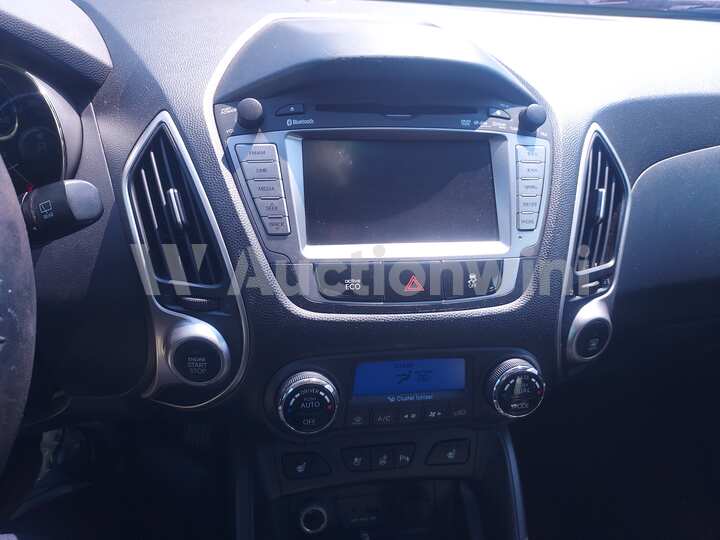 Hyundai Tucson 2012 — 44