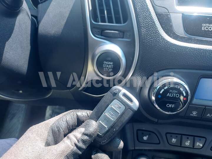 Hyundai Tucson 2012 — 49
