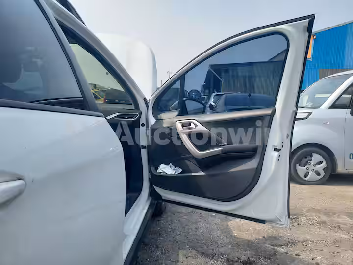 Peugeot 2008 2016 — 29
