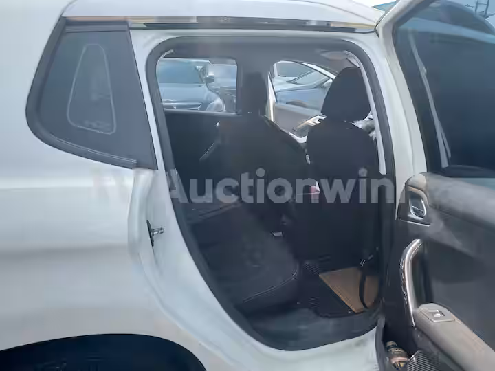 Peugeot 2008 2016 — 34