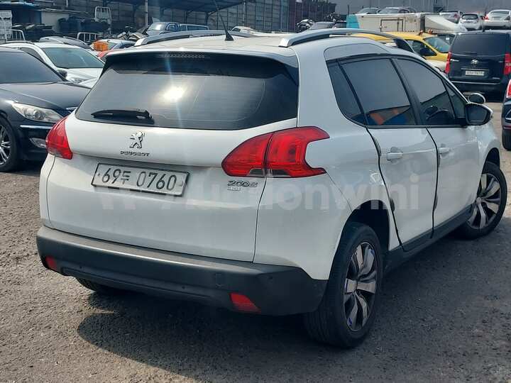 Peugeot 2008 2016 — 5