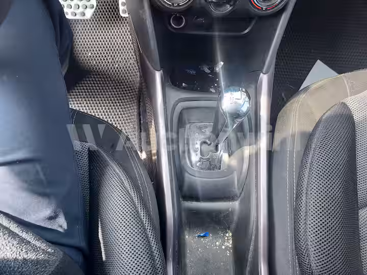 Peugeot 2008 2016 — 51