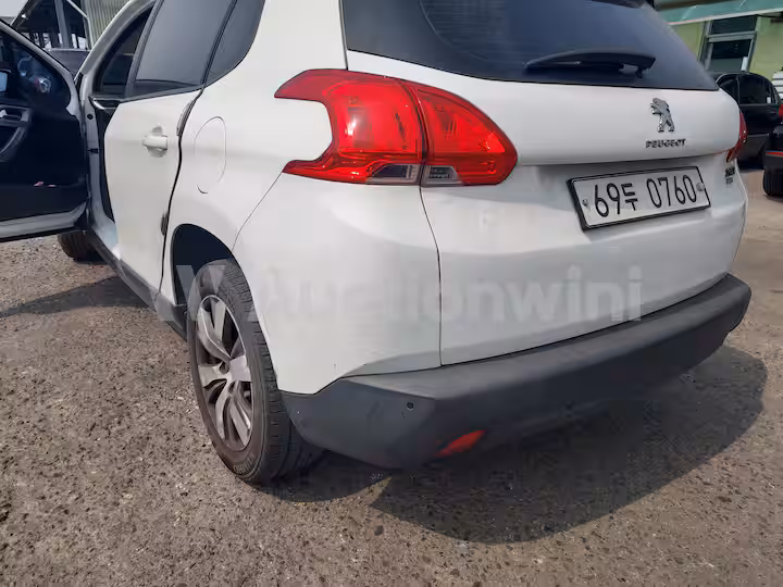 Peugeot 2008 2016 — 10