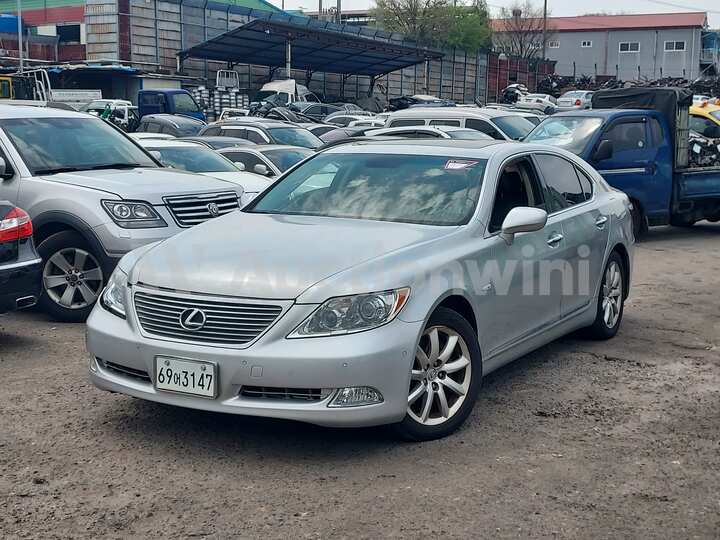 Lexus LS 2008 — 2