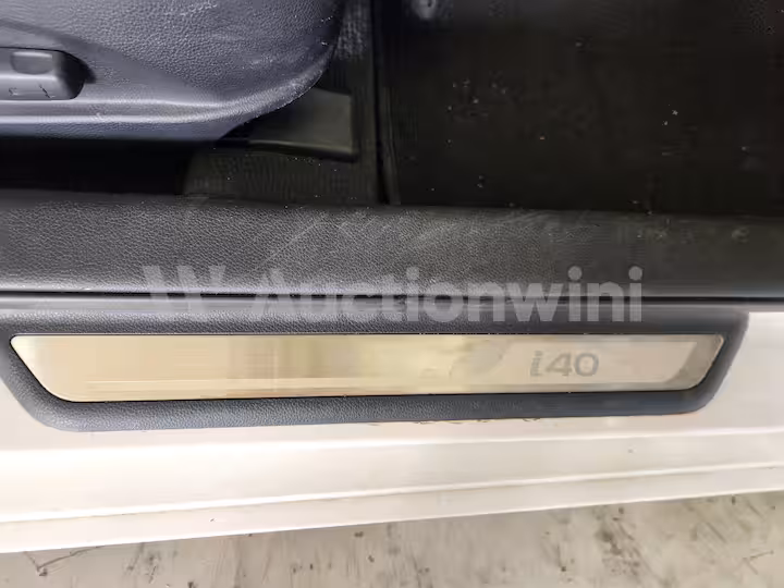 Hyundai i40 2013 — 25