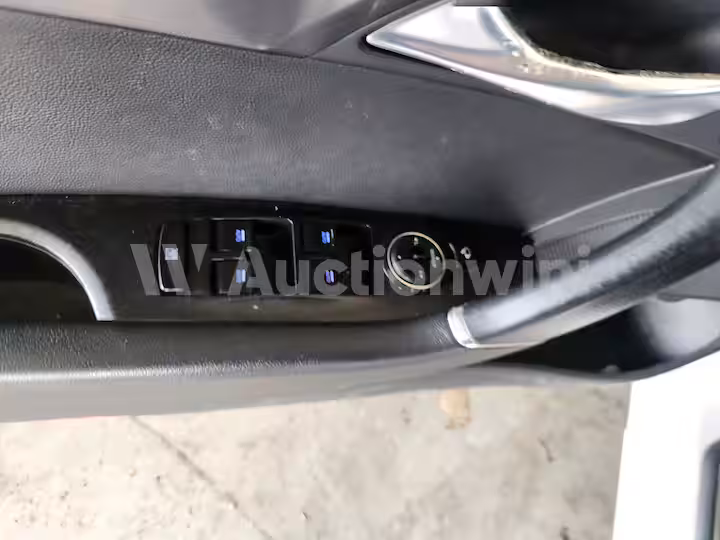 Hyundai i40 2013 — 27