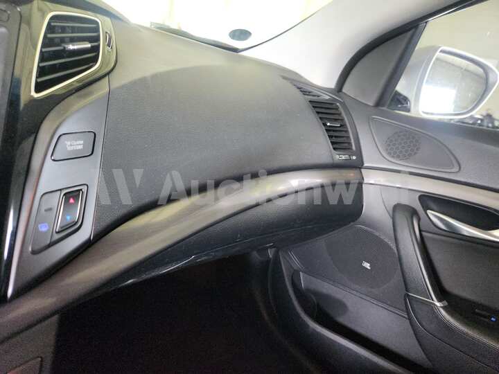 Hyundai i40 2013 — 32