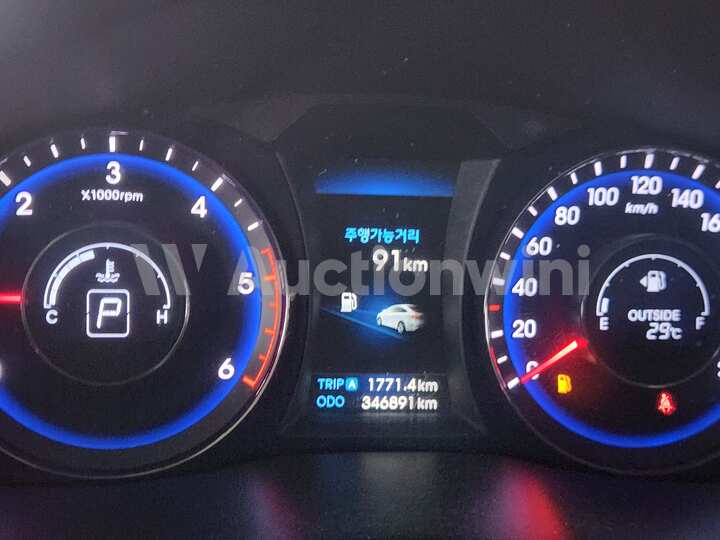 Hyundai i40 2013 — 47