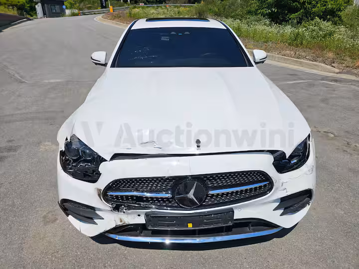Mercedes Benz E Class W213 2023 — 2