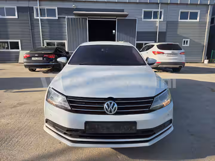 Volkswagen Jetta 2015 — 2