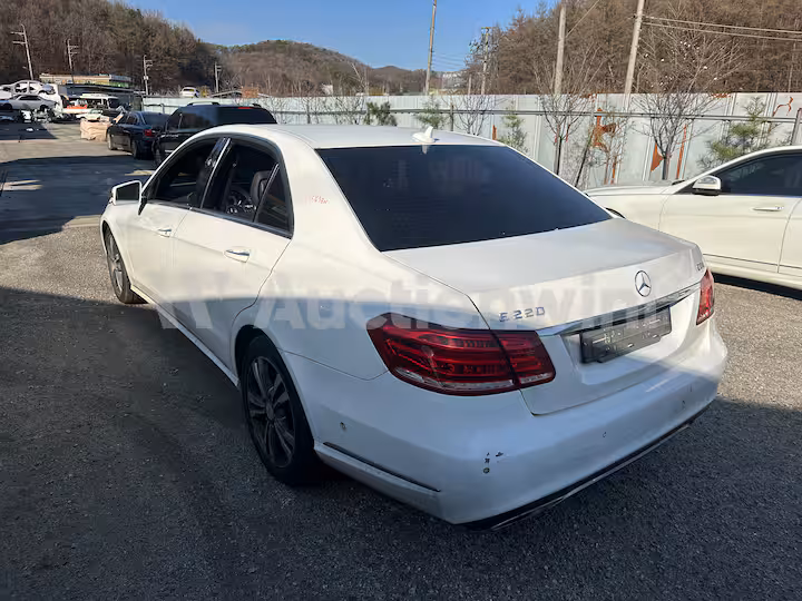 Mercedes Benz E Class W212 2014 — 4