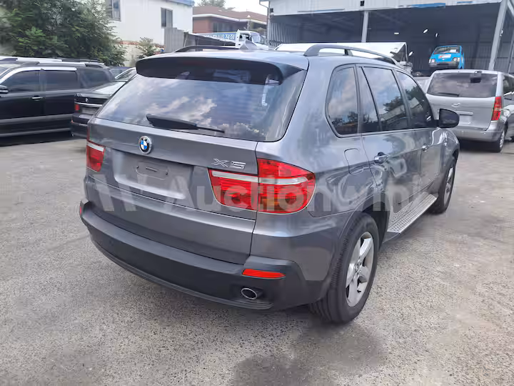 BMW X5 (E70) 2008 — 5