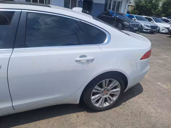 Jaguar XF 2017 — 3