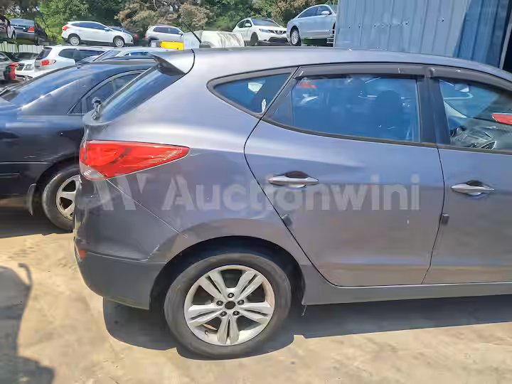 Hyundai Tucson 2011 — 5