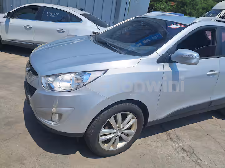 Hyundai Tucson 2010 — 2