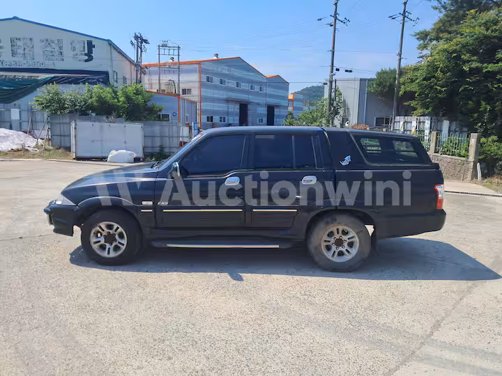 KGM (Ssangyong) New Musso Van 2004 — 2