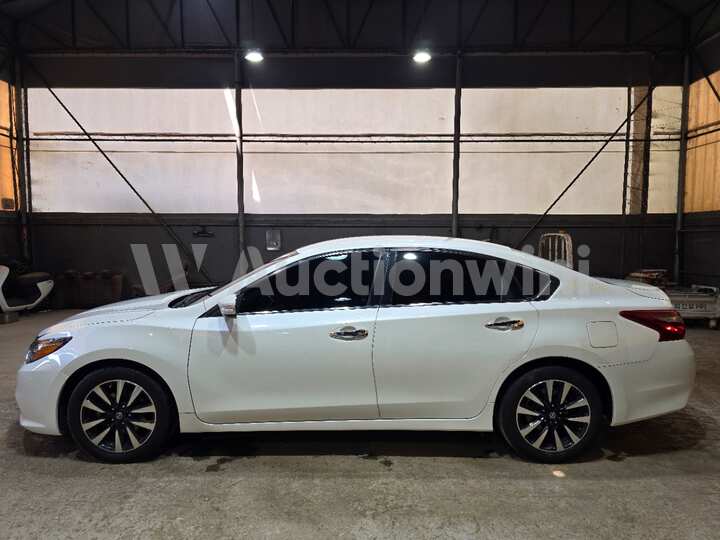 Nissan Altima 2018 — 2