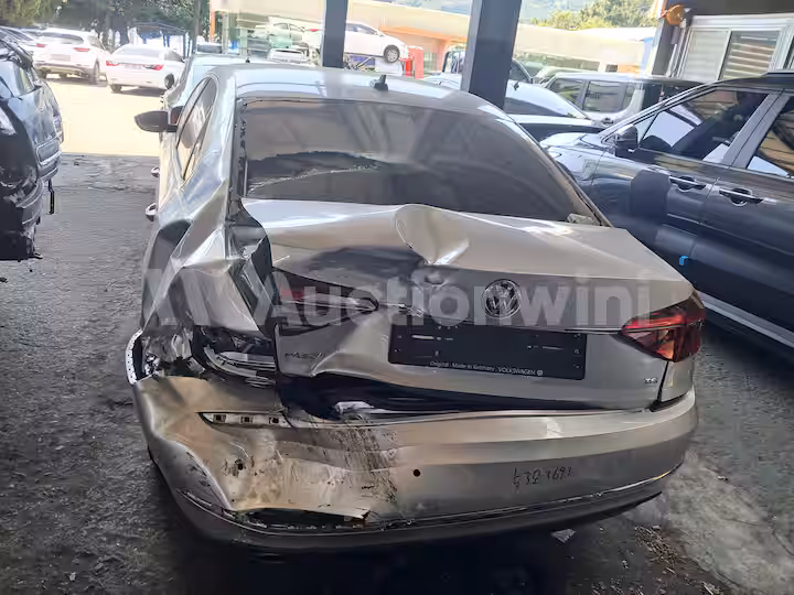 Volkswagen Passat 2018 — 5