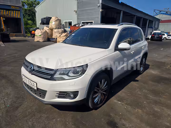 2013 Volkswagen New Tiguan — 3