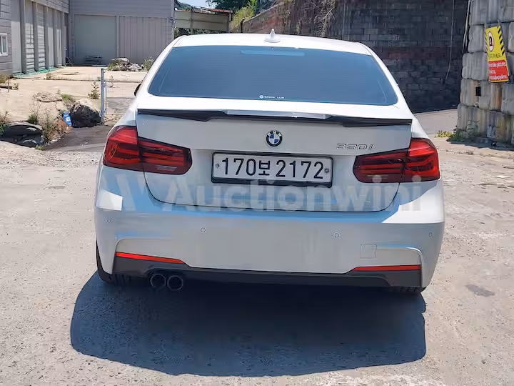 BMW 3 Series 2018 — 4