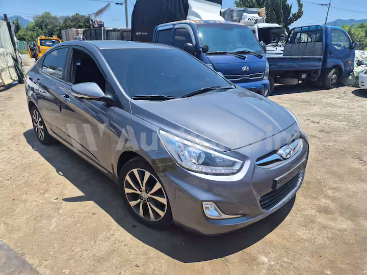 Hyundai Accent 2015 — 3