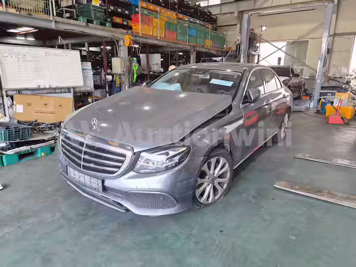 Mercedes Benz E Class 2019 — 5